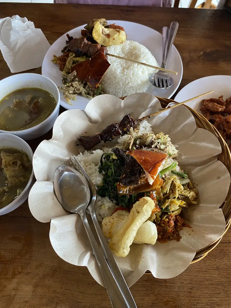 Babi Guling Sari Kembar 99