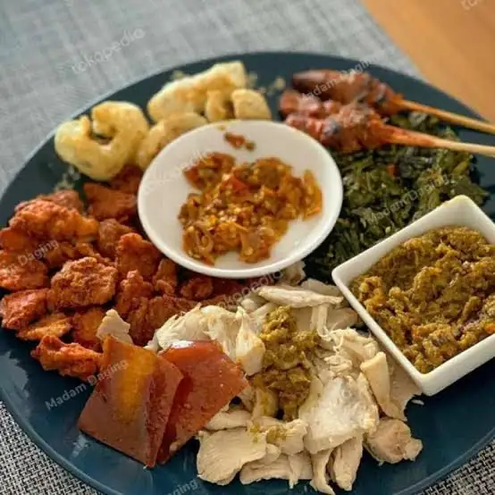 Rumah Makan Babi Guling Karya Rebo