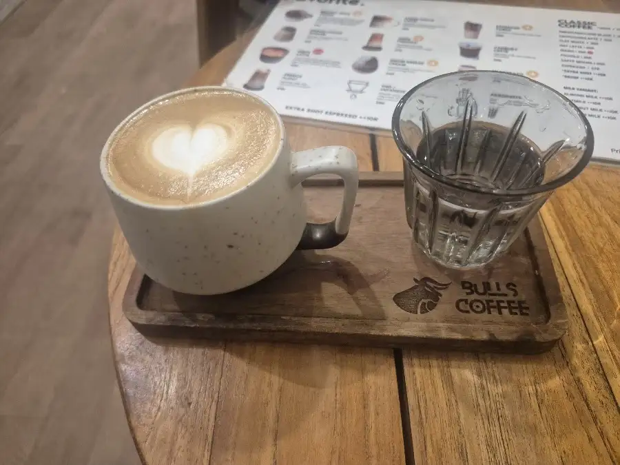 A coffee with latte art at Bull's Coffee Pecatu Roastery